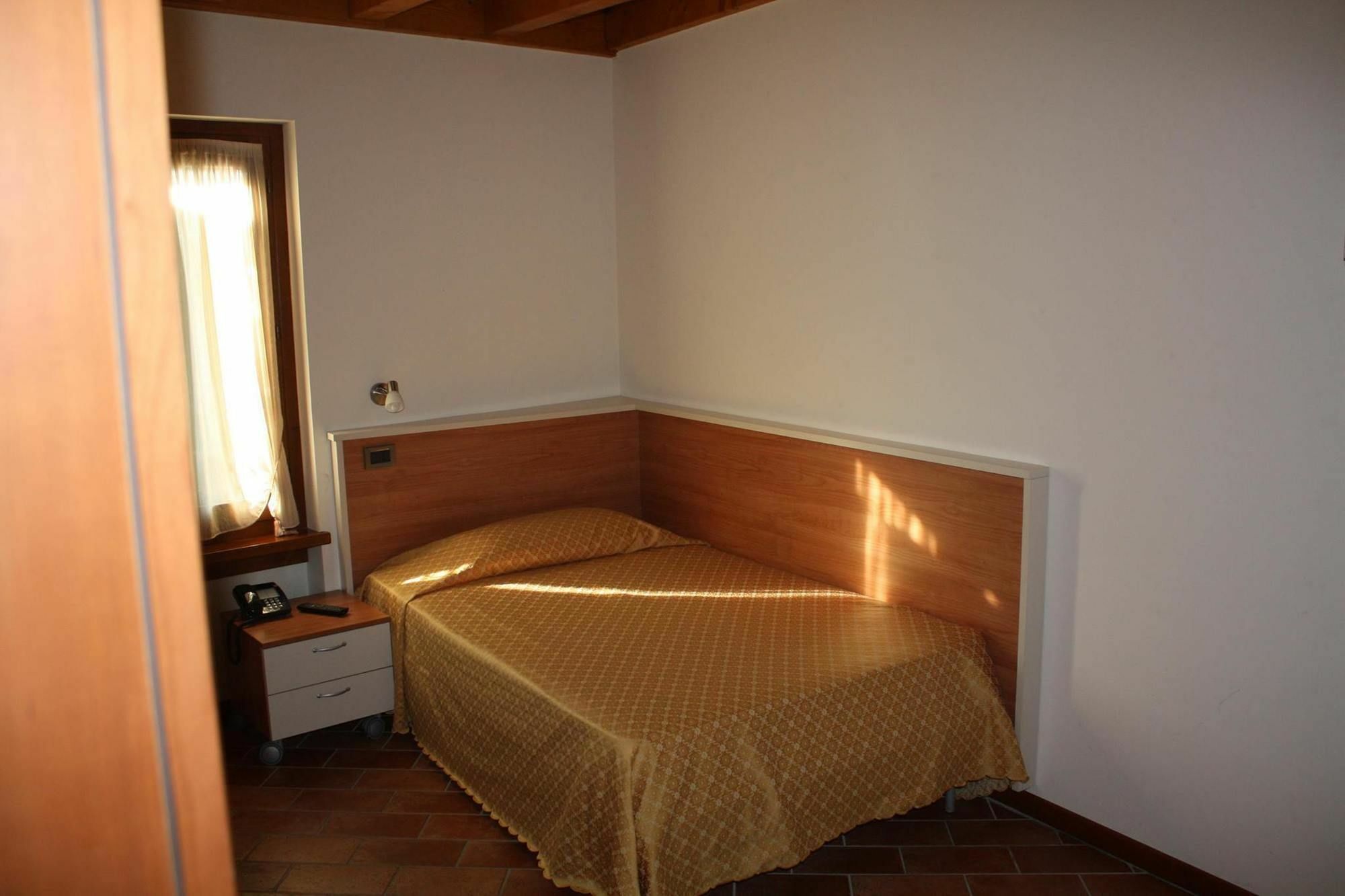 Hotel Bed&Wine Negrar Exterior foto